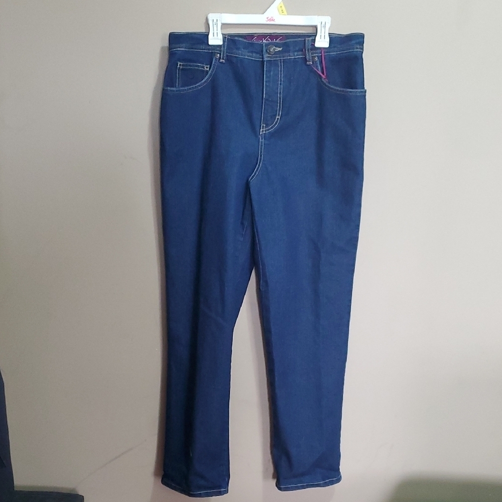 Gloria Vanderbilt Petit Size 12 Blue Denim Jeans